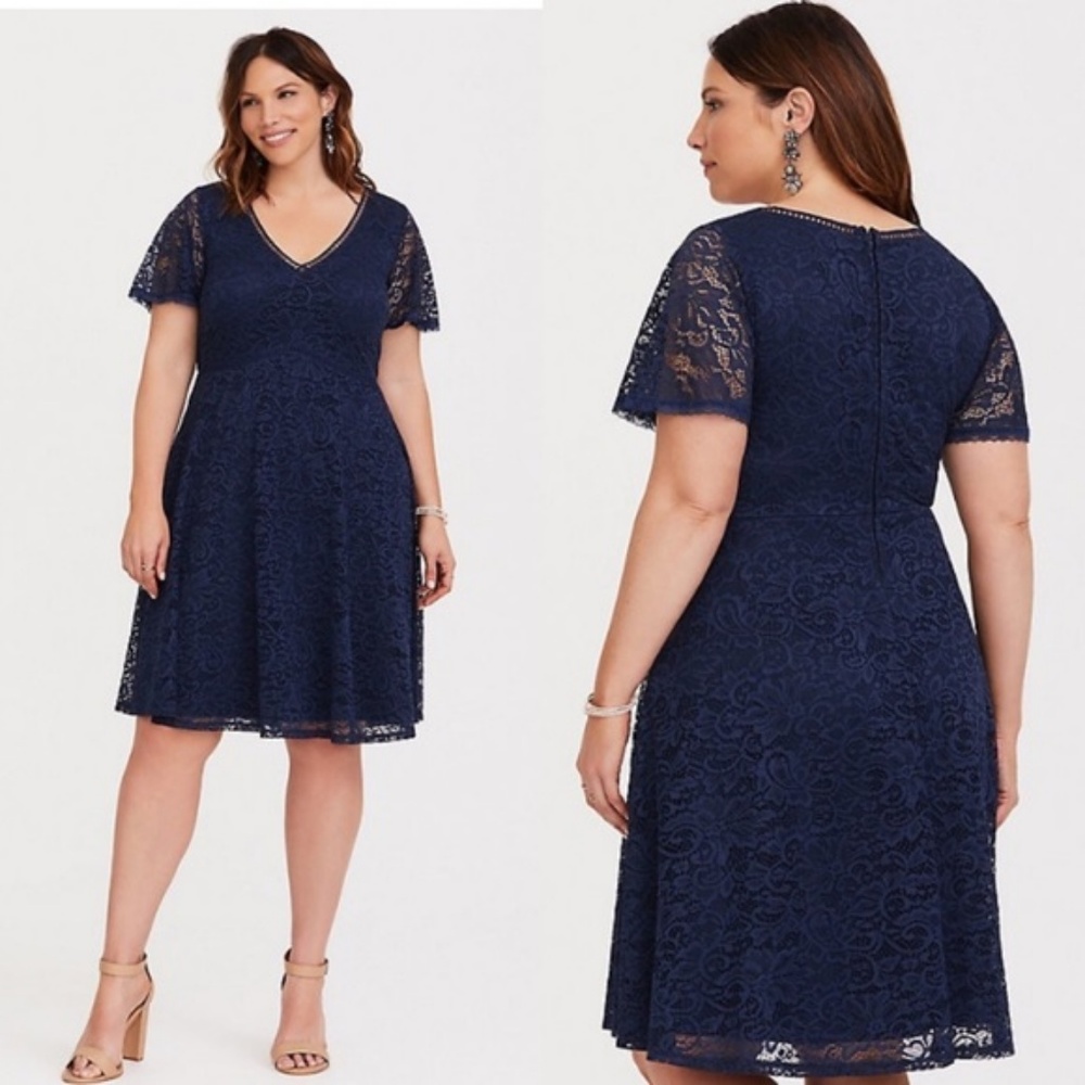 Torrid 20 Blue V Neck dress - lacy